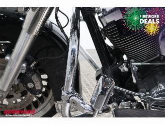 Harley-Davidson  FLHR Road King LED Cruise picture 10