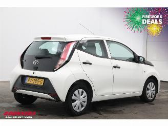 Toyota Aygo 1.0 VVT-i x-fun Airco Bluetooth Cruise 80.608 km! picture 3