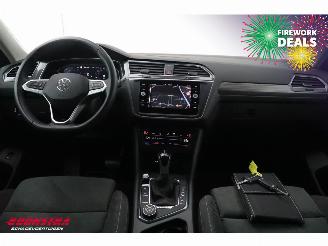 Volkswagen Tiguan 2.0 TDI 200 PK 4Motion LED ACC H/K Camera SHZ LRHZ AHK picture 17