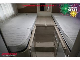   T 690 2.3 MJ Aut. Level Single Beds Airco Cruise picture 10