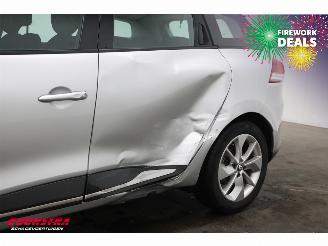 Renault Clio Grandtour Estate 0.9 TCe Zen Navi Airco Cruise 91.873 km! picture 6