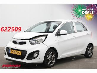 Schadeauto Kia Picanto 1.0 CVVT ISG Comfort Pack 5-DRS Airco 149.205 km! 2013/11
