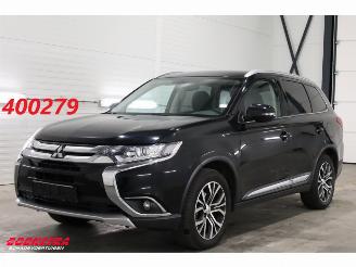skadebil auto Mitsubishi Outlander 2.2 DI-D Intense Clima Cruise Camera Bluetooth AHK 184.136 km! 2017/10