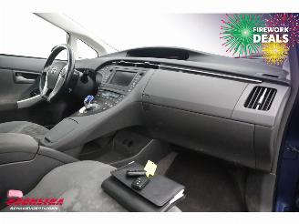 Toyota Prius 1.8 Dynamic Pano Solar Navi Clima Cruise Camera AHK picture 10