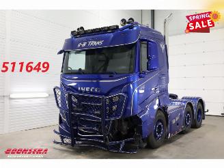 damaged trucks Iveco S-way 530 6X2 Full Air ACC Leder Showtruck 67.003 km! 2024/7