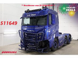 damaged trucks Iveco S-way 530 Full Air ACC Leder Showtruck 67.003 km! 2024/7