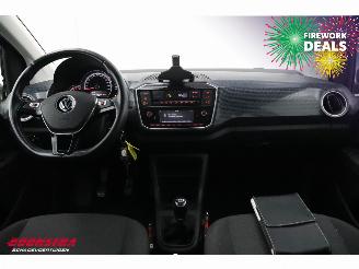 Volkswagen Up! 1.0 Clima Cruise SHZ PDC Camera 87.467 km! picture 16