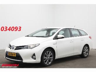 Coche accidentado Toyota Auris Touring Sports 1.8 Hybrid Aspiration Clima Cruise Camera 2013/8