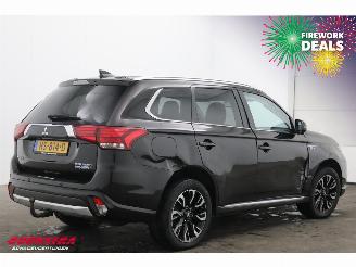 Mitsubishi Outlander 2.0 PHEV instyle Leder 360° LRHZ Camera AHK picture 3