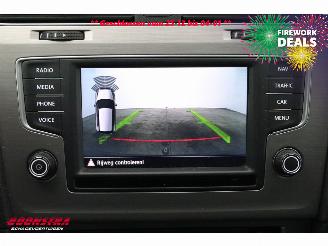 Volkswagen Golf 1.0 TSI Comfortline Navi Clima Cruise Camera PDC AHK 74.205 km! picture 19