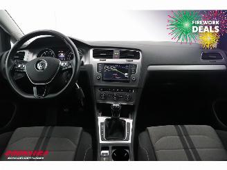 Volkswagen Golf 1.0 TSI Comfortline Navi Clima Cruise Camera PDC AHK 74.205 km! picture 12