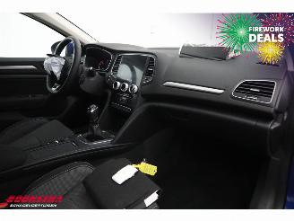 Renault Mégane Grandtour 1.3 TCe 140 Equilibre LED Navi Clima Cruise PDC picture 12