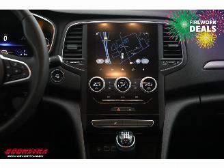 Renault Mégane Grandtour 1.3 TCe 140 Equilibre LED Navi Clima Cruise PDC picture 14