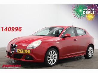 uszkodzony samochody osobowe Alfa Romeo Giulietta 1.4 T Distinctive Clima Cruise AHK 2012/4