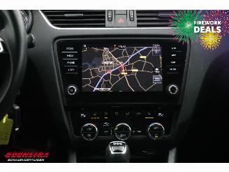 Skoda Octavia Combi 1.0 TSI DSG Ambition Navi Clima Cruise SHZ PDC AHK picture 15