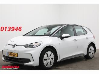 krockskadad bil auto Volkswagen ID.3 Pure Oranje Edition 52 kWh LED ACC Apple/Android LRHZ SHZ 2025/1