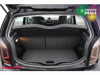 Volkswagen Up! 1.0 5-DRS Airco Bluetooth 59.636 km! picture 21