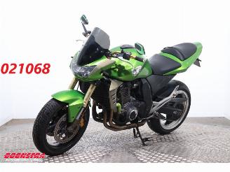 krockskadad bil motor Kawasaki Z 1000 Z 1000 Leo Vince 2004/5