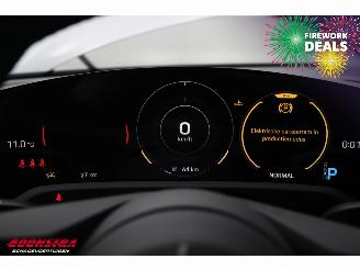 Porsche Taycan 4 93 kWh Pano Bose Sport Chrono ACC Memory 360° 15 km!! picture 12
