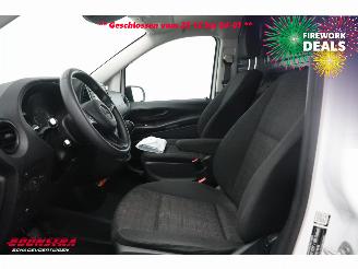 Mercedes Vito 111 CDI Lang Navi Airco Cruise Camera PDC AHK picture 11