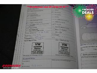 Volkswagen Up! 1.0 move up! BlueMotion 5-DRS Airco Cruise PDC picture 22