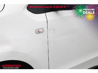 Volkswagen Up! 1.0 move up! BlueMotion 5-DRS Airco Cruise PDC picture 8