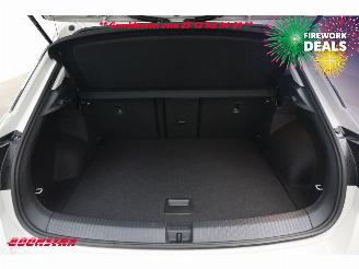 Volkswagen T-Roc 1.0 TSI Goal LED ACC Virtual Clima Camera LRHZ 485 km!! picture 28