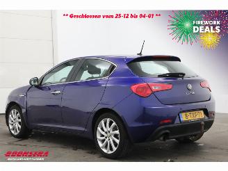 Alfa Romeo Giulietta 1.4 T 170 PK Aut. Distinctive Lusso Navi Clima Cruise PDC AHK picture 4