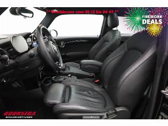 Mini Cooper SE Electric Yours 33 kWh Pano LED HUD H/K Leder SHZ Camera 60.571 km! picture 11