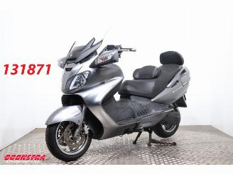 krockskadad bil motor Suzuki  AN 650 Burgman AN 650 Burgman Executive Heizgriffe SHZ 30.652 km! 2010/2