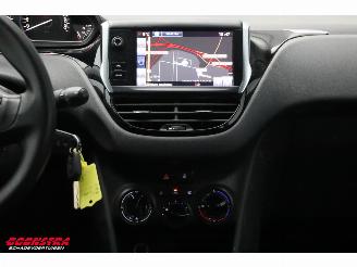 Peugeot 208 1.2 PureTech Active Navi Airco Cruise PDC 139.685 km! picture 13