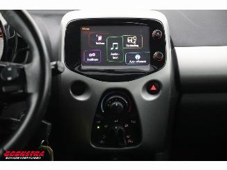 Toyota Aygo 1.0 VVT-i x-play Bluetooth Airco Cruise Camera picture 7