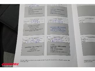 Toyota Aygo 1.0 VVT-i x-play Radio Bluetooth Airco Cruise Camera picture 19