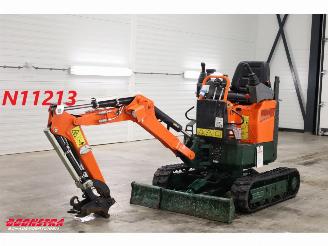 krockskadad bil machine Bobcat  E10-2 Minigraver BY 2024 2024/6