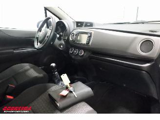 Toyota Yaris 1.3 VVT-i Aspiration Bluetooth Airco Cruise Camera AHK 69.230 km! picture 9