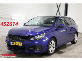 ojeté vozy osobní automobily Peugeot 308 SW 1.5 BlueHDi Active Pano Leder Navi Clima Cruise PDC 104.203 km! 2019/2