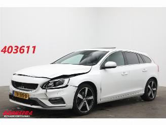  Volvo V-60 2.0 T4 Aut. R-Design Schuifdak Leder Navi Clima Cruise Camera SHZ PDC AHK 2018/9