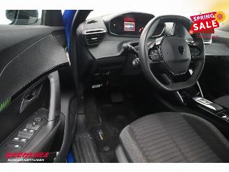 Peugeot e-2008 EV Facelift Active 54 kWh LED Navi Clima Cruise SHZ PDC 41.758 km! picture 18