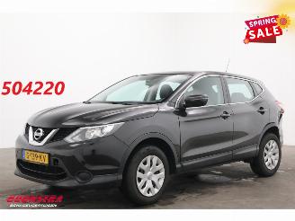 Auto incidentate Nissan Qashqai 1.2 Visia Airco Cruise AHK 2015/12
