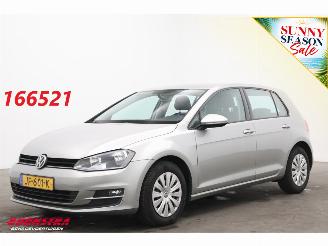Käytettyjen passenger cars Volkswagen Golf 1.6 TDI Trendline BlueMotion Navi Bluetooth Airco Cruise 2016/3