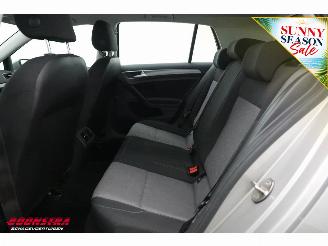 Volkswagen Golf 1.6 TDI Trendline Navi Bluetooth Airco Cruise APK 2027! picture 9