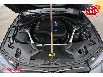 BMW 5-serie 520e M-Sport LED Schuifdak Memory HUD H/K Camera SHZ picture 13