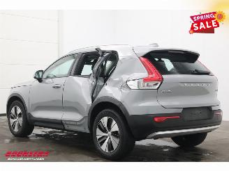Volvo XC40 2.0 B3 Core LED Leder Apple/Android Camera SHZ LRHZ 9.766 km! picture 4