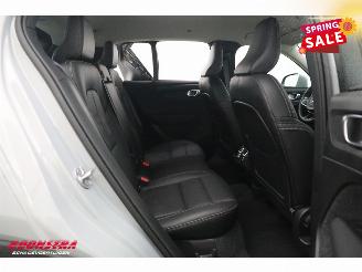 Volvo XC40 2.0 B3 Core LED Leder Apple/Android Camera SHZ LRHZ 9.766 km! picture 16