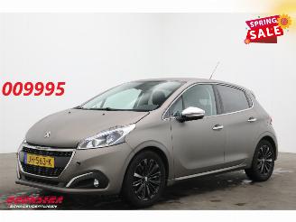 Auto incidentate Peugeot 208 1.2 PureTech Allure 5-DRS Bluetooth Clima Cruise 97.956 km! 2016/3