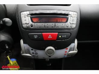 Toyota Aygo 1.0 VVT-i Now 5-DRS Navi Airco 96.456 km! picture 23