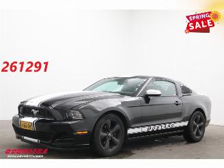 damaged passenger cars Ford USA Mustang 3.7 V6 Leder Navi Clima Cruise Camera 2013/10