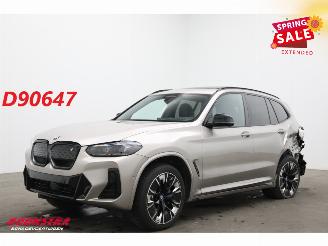 Voiture accidenté BMW iX3 80 kWh M-Sport Pano LED ACC HUD H/K Memory Camera SHZ 2024/6