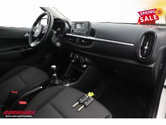 damaged passenger cars Kia Picanto 1.0 DPi ComfortLine 5p Airco Cruise 2021/5