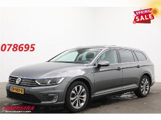 Schadeauto Volkswagen Passat Variant 1.4 TSI GTE Pano LED ACC ErgoComf. SHZ AHK 2016/11